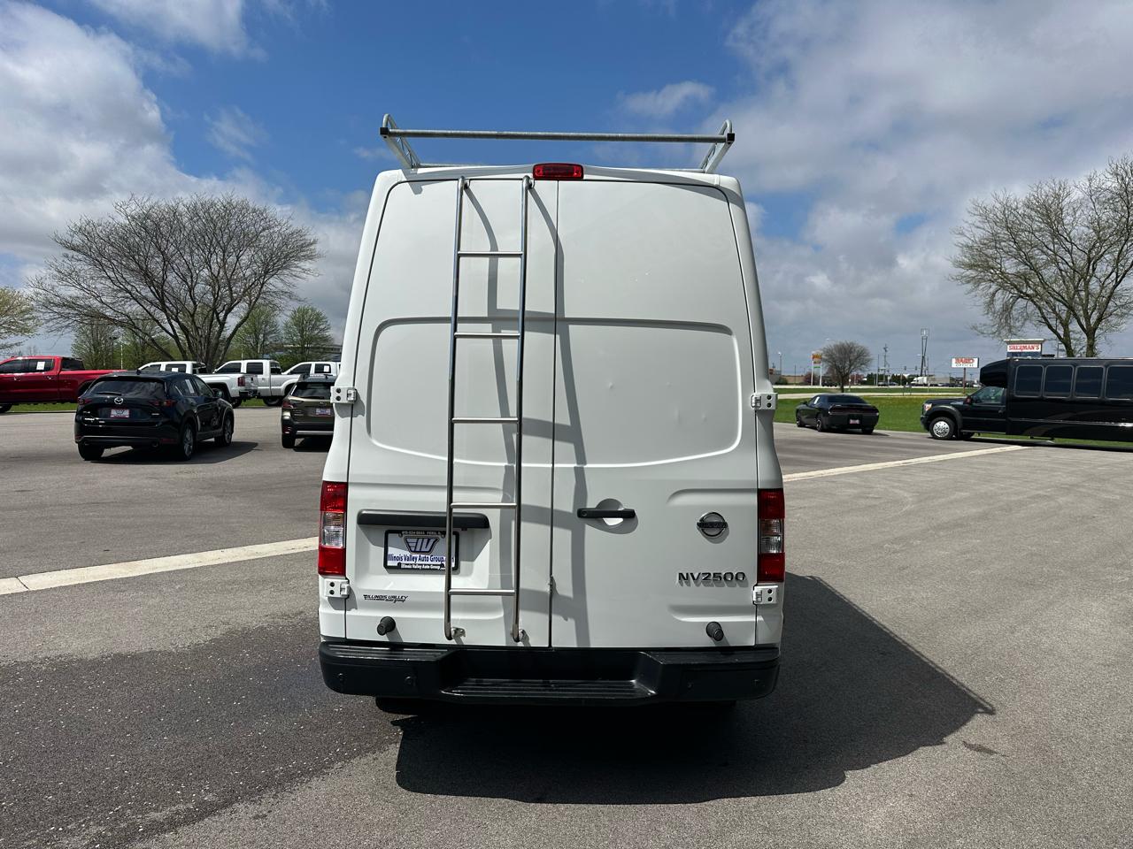 Nissan NV Cargo NV2500 HD High Roof V6 S 2018