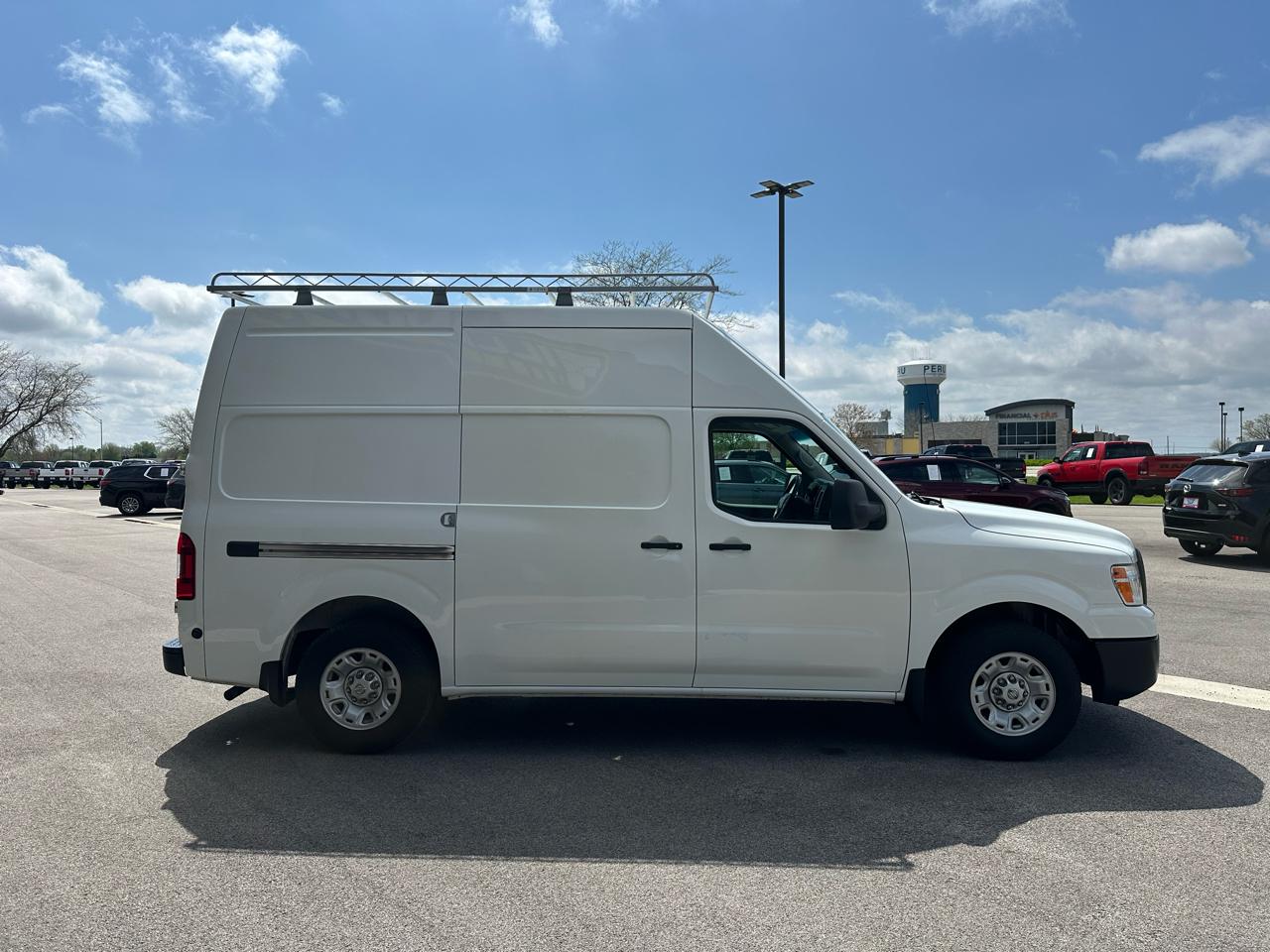 Nissan NV Cargo NV2500 HD High Roof V6 S 2018