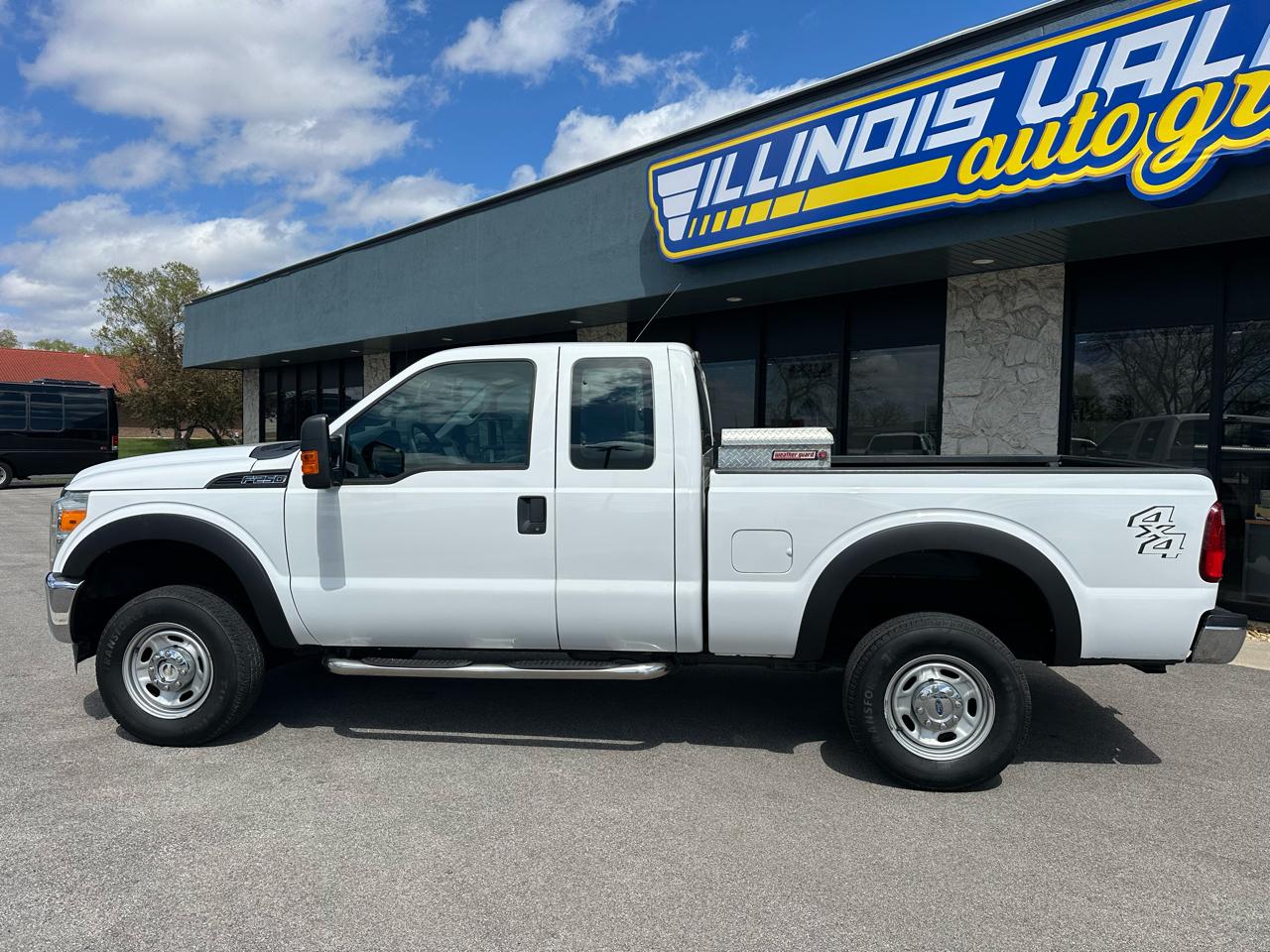 Ford F-250 SD XL SuperCab 4WD 2016