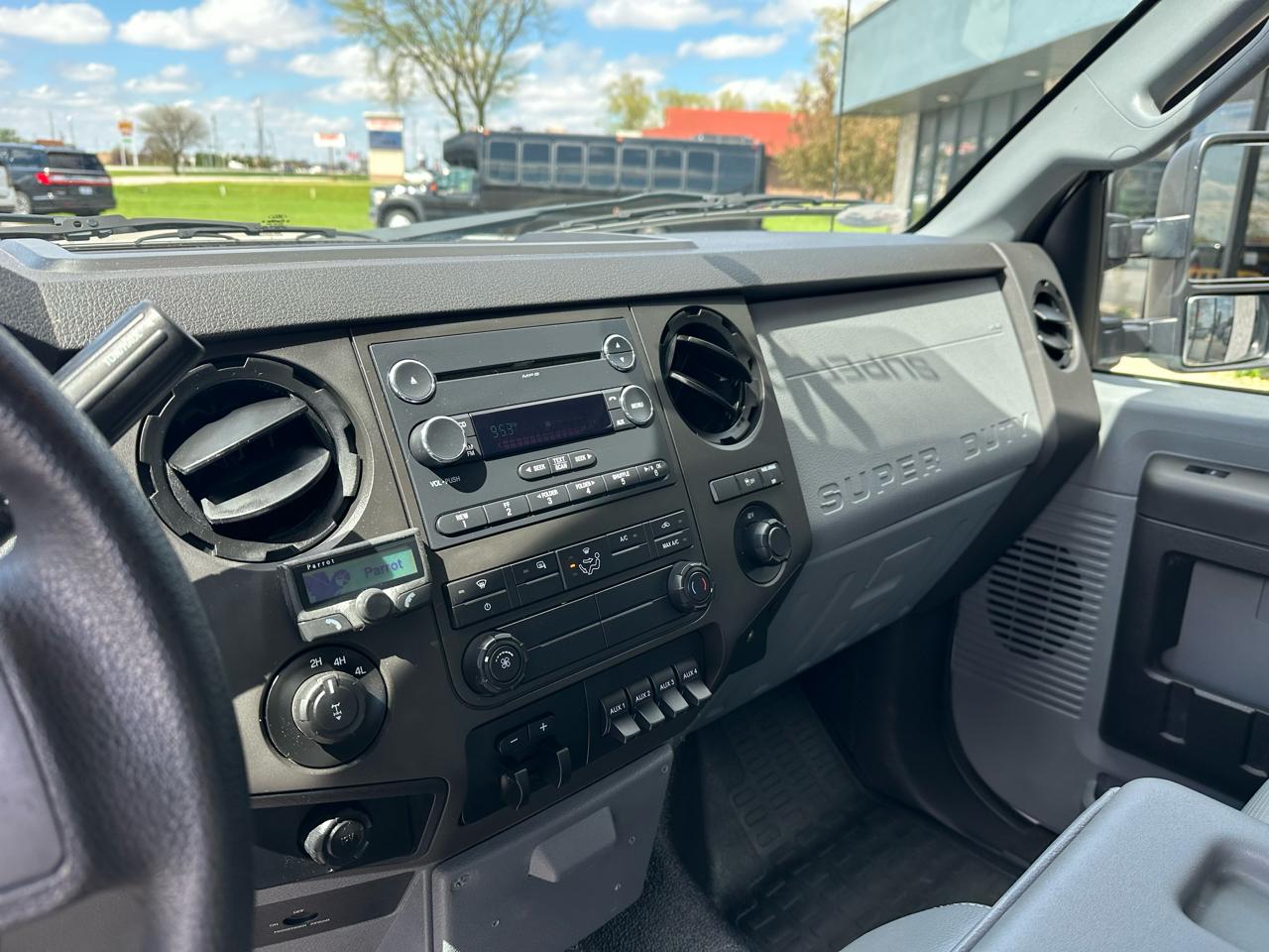 Ford F-250 SD XL SuperCab 4WD 2016