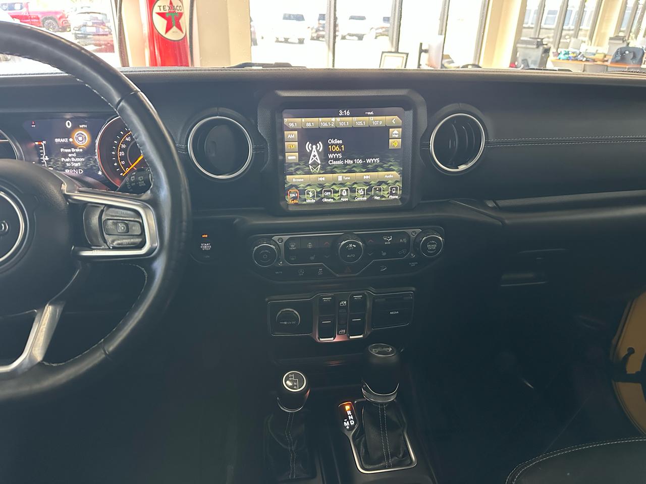 Jeep Wrangler Unlimited Sahara 2019