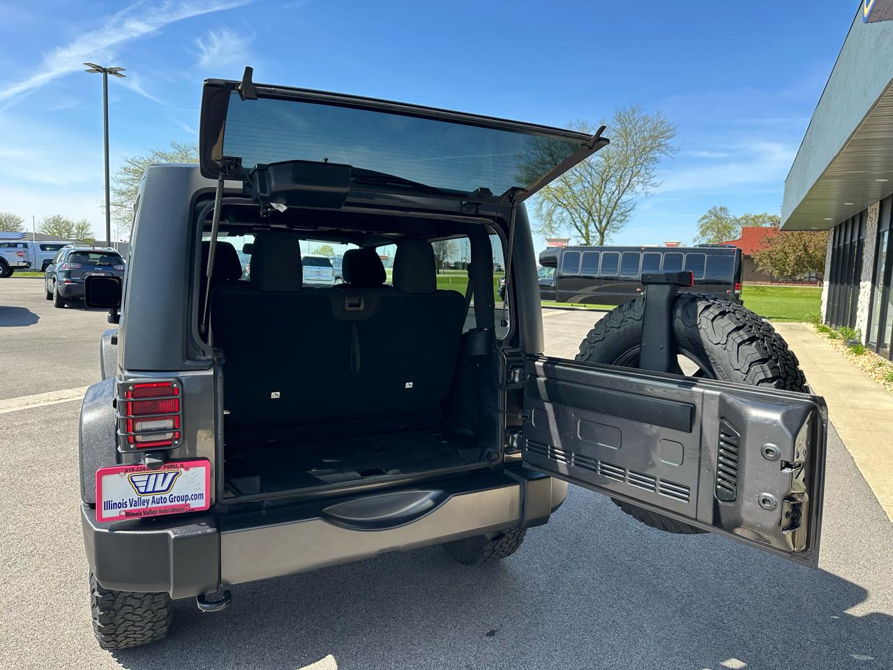 Jeep Wrangler Big Bear 4x4 *Ltd Avail* 2017