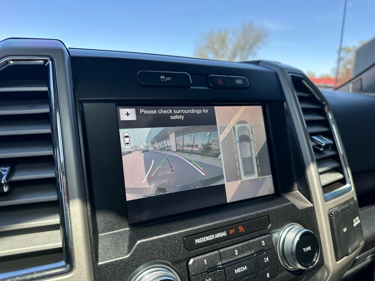 Ford F-150 Lariat SuperCrew 4WD 2016