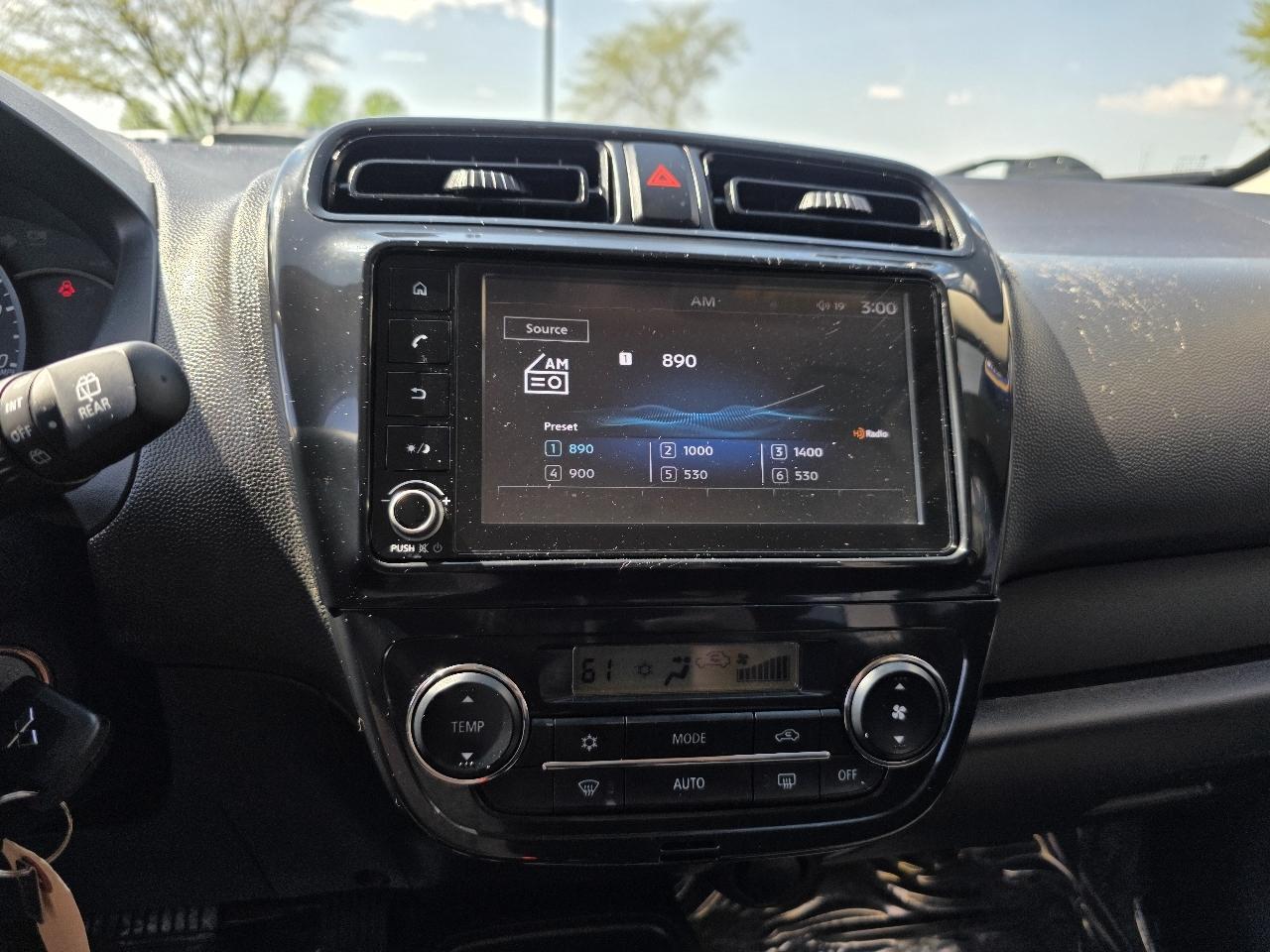 Mitsubishi Mirage ES 2024