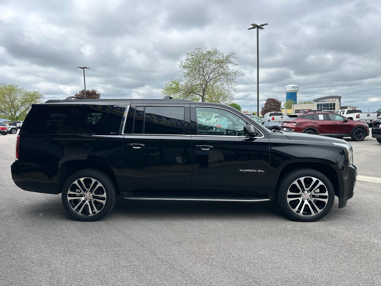 GMC Yukon XL SLT 4WD 2020