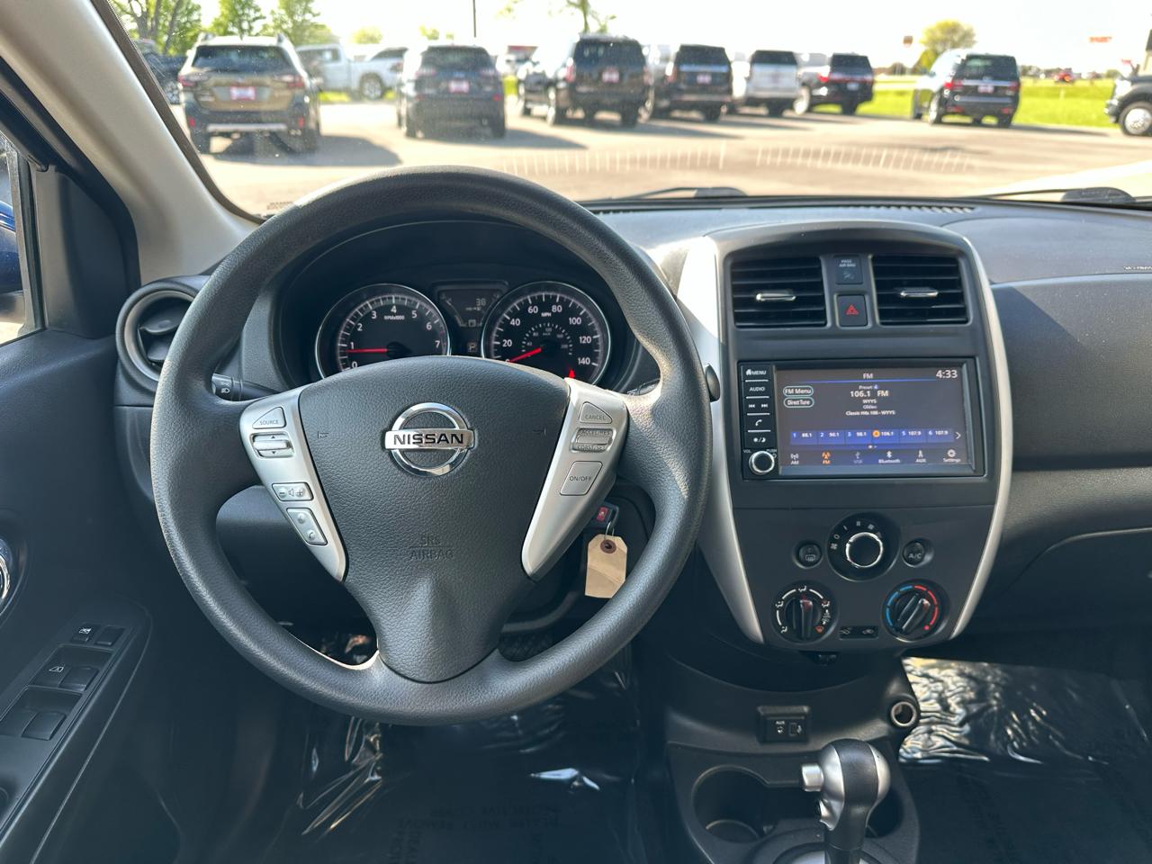 Nissan Versa SV 2019