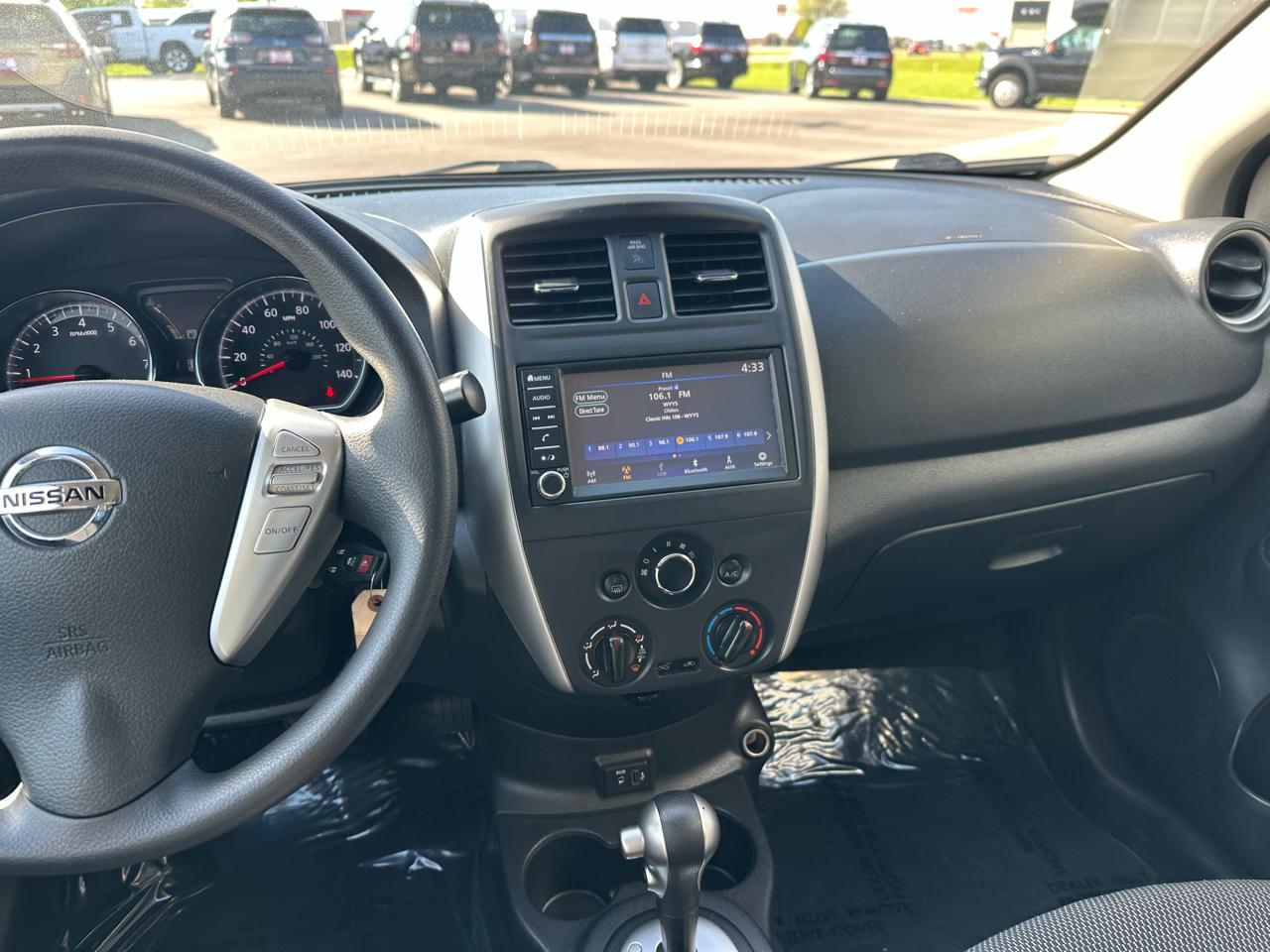 Nissan Versa SV 2019