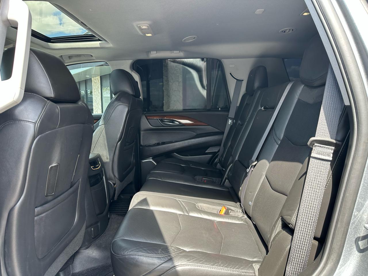 Cadillac Escalade Luxury 4WD 2019