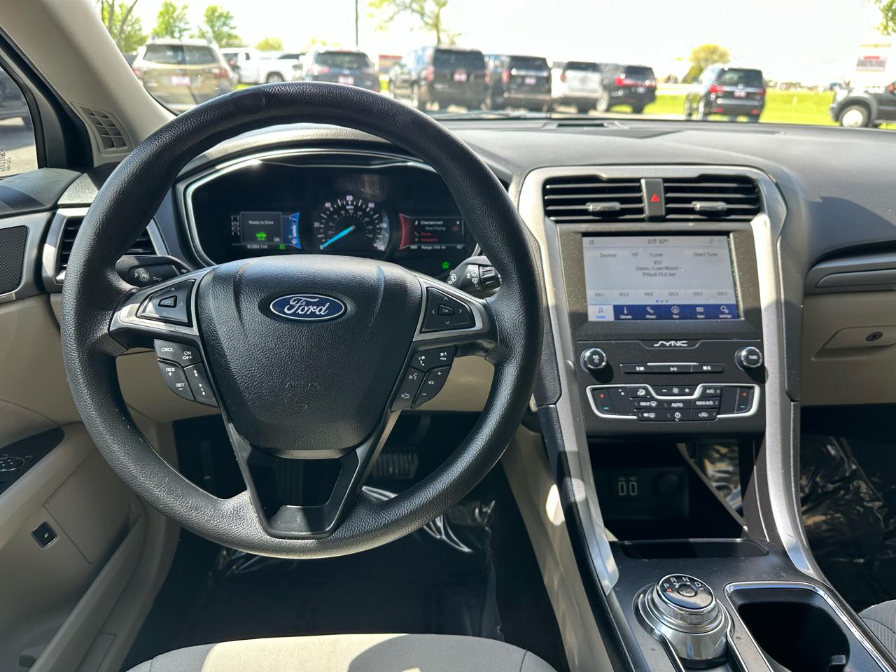 Ford Fusion Hybrid SE 2020