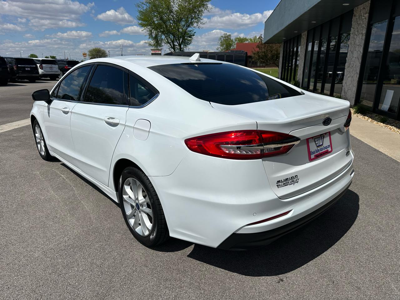 Ford Fusion Hybrid SE 2020