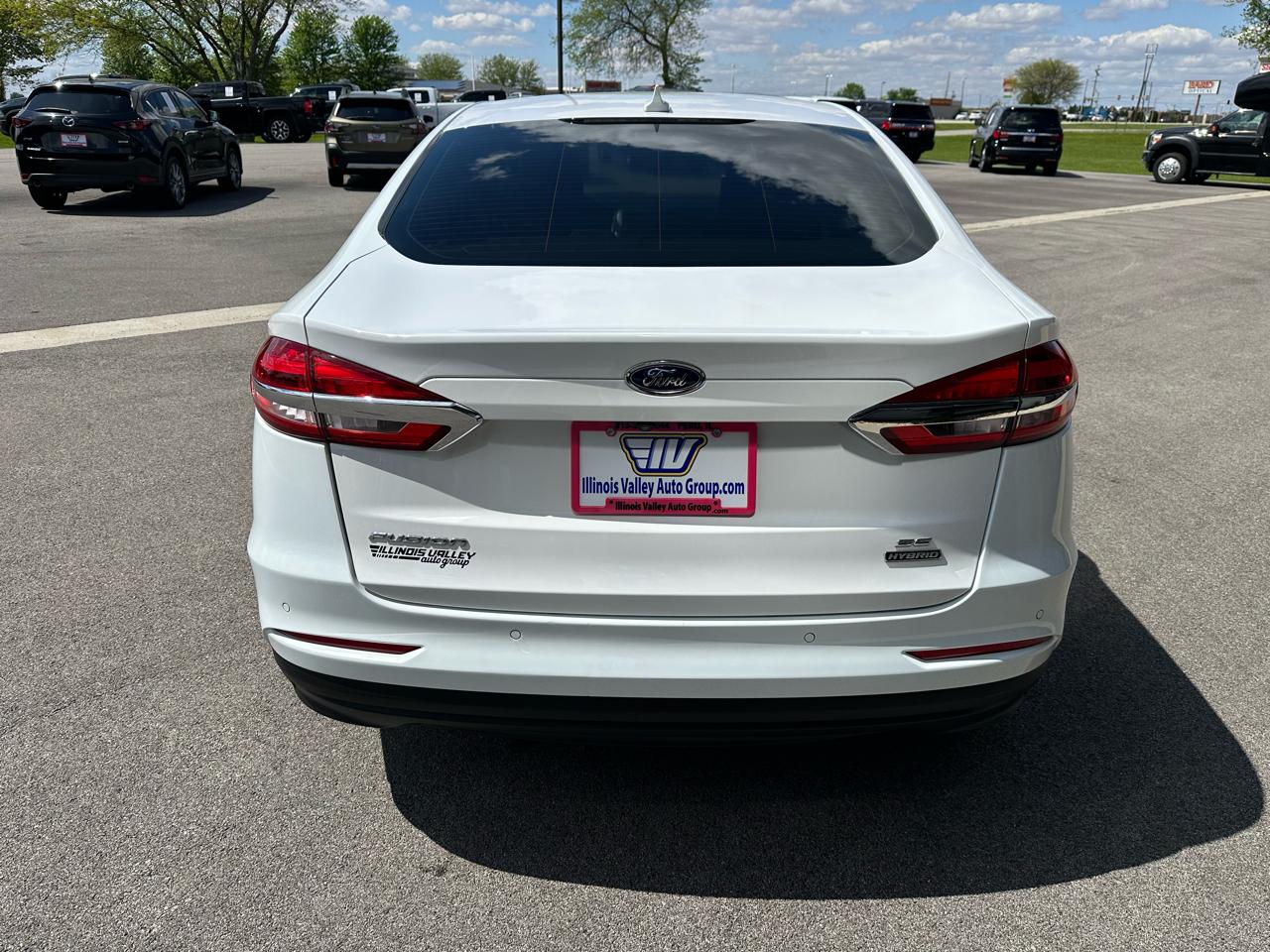 Ford Fusion Hybrid SE 2020