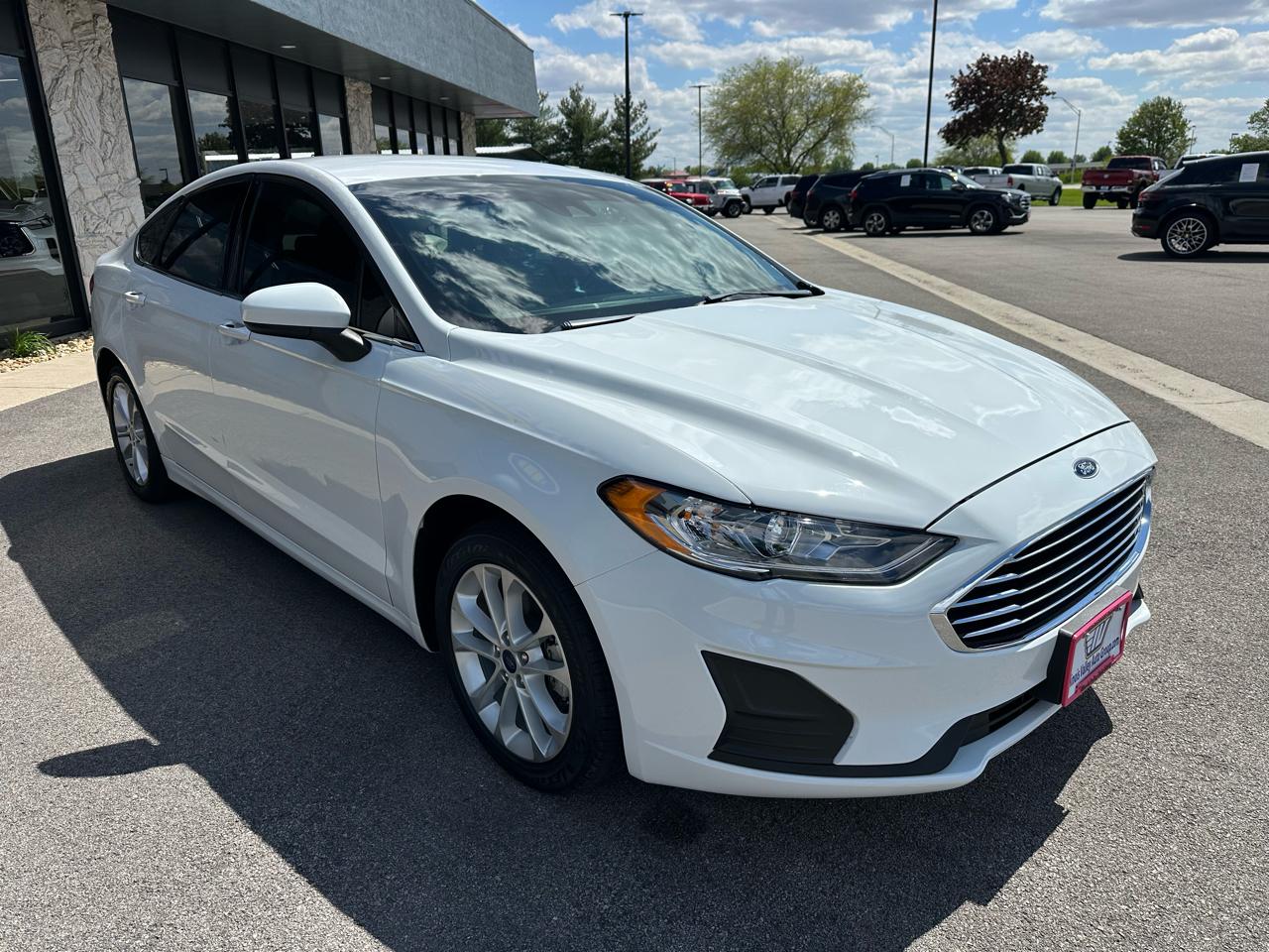 Ford Fusion Hybrid SE 2020