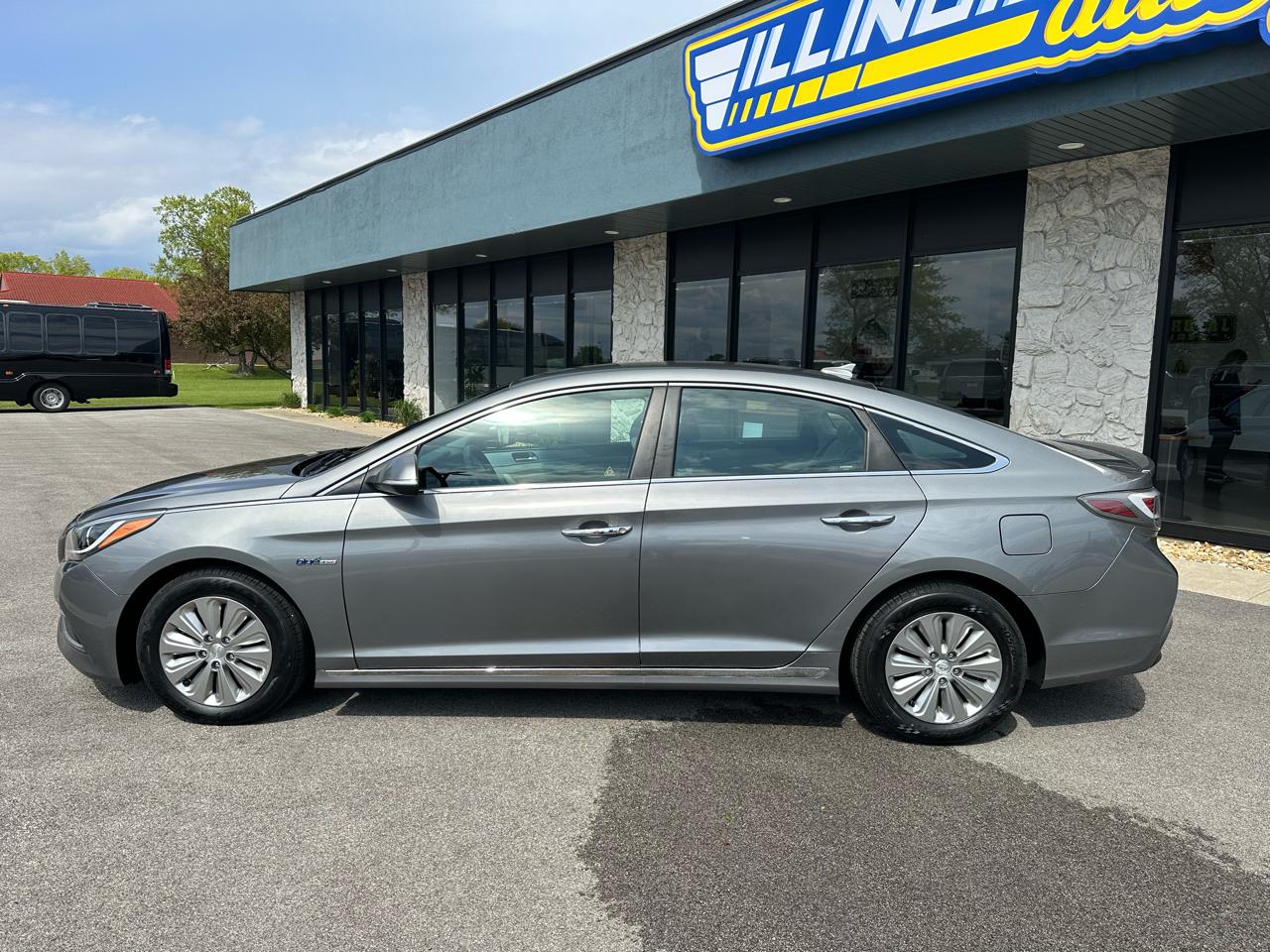 Hyundai Sonata Hybrid SE 2017