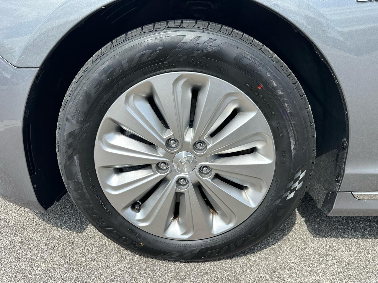 Hyundai Sonata Hybrid SE 2017