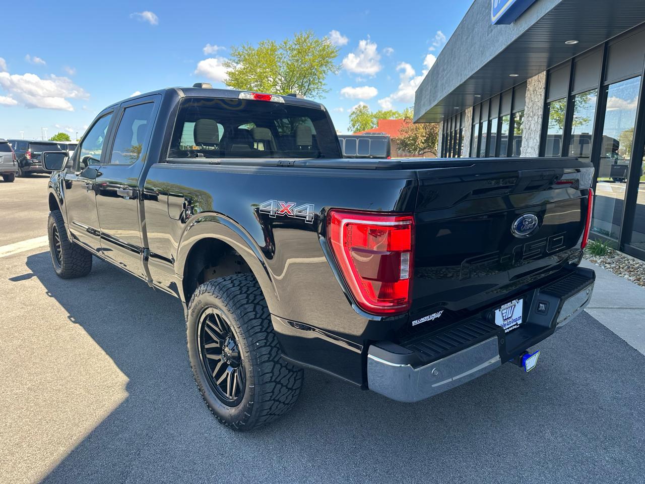 Ford F-150 XLT SuperCrew 4WD 2022