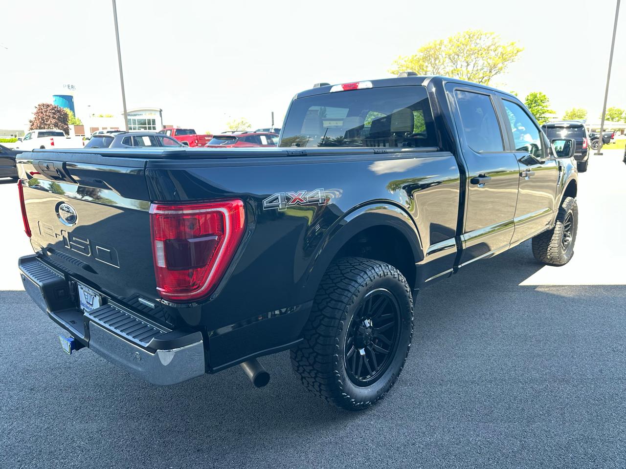 Ford F-150 XLT SuperCrew 4WD 2022