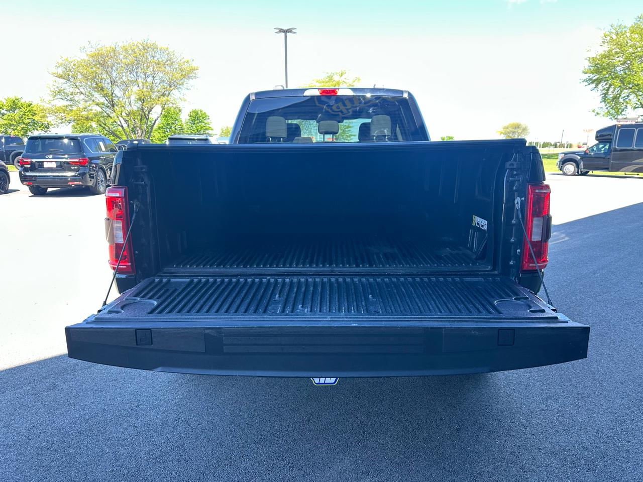 Ford F-150 XLT SuperCrew 4WD 2022