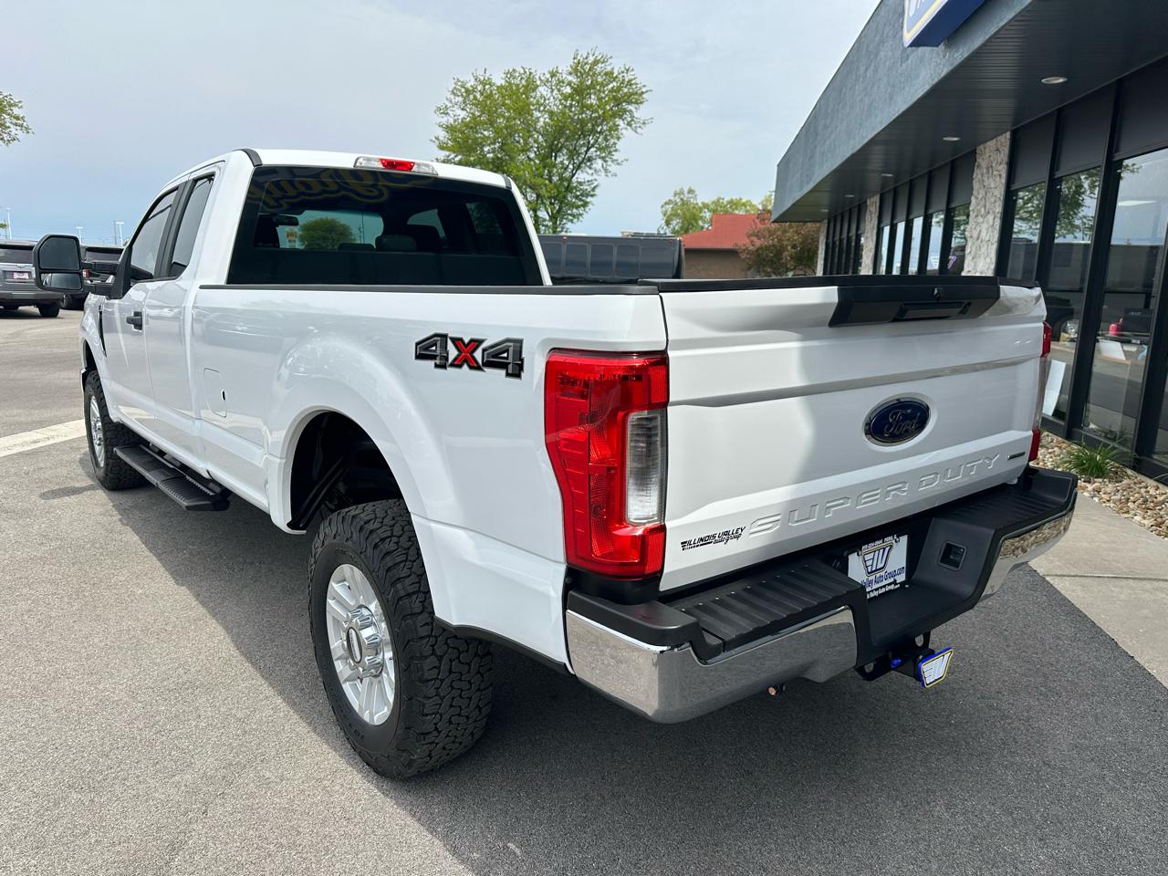 Ford F-250 SD XL SuperCab 4WD 2017
