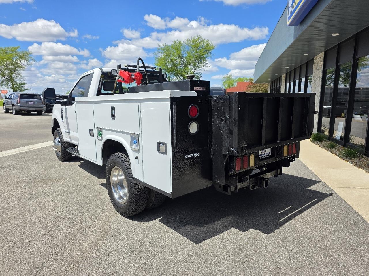 Ford F-350 SD XL DRW 4WD 2017