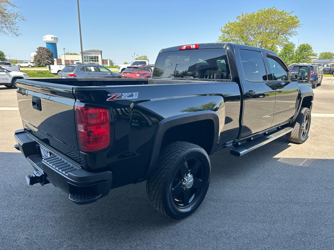 Chevrolet Silverado 3500HD LT Crew Cab 4WD 2015