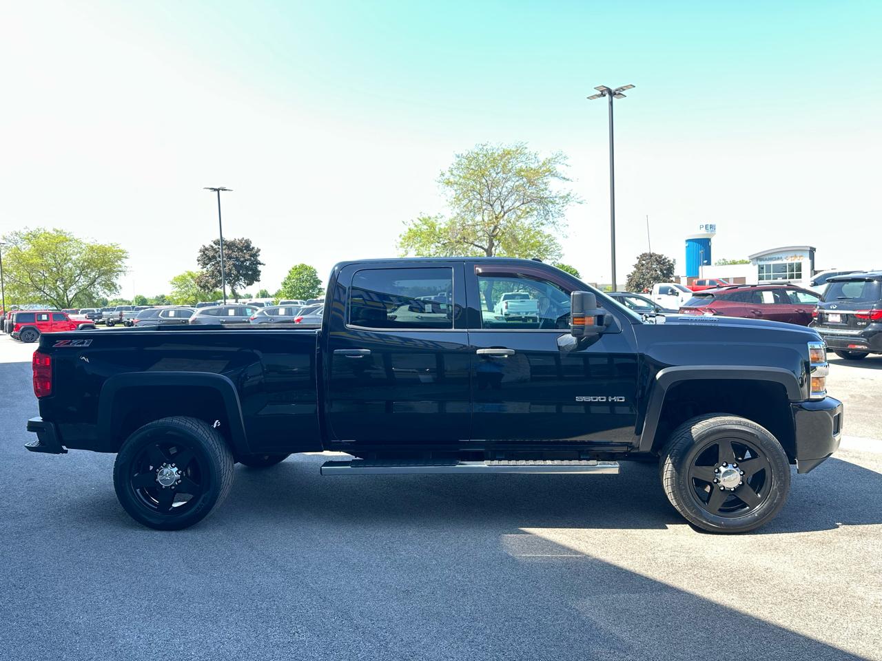 Chevrolet Silverado 3500HD LT Crew Cab 4WD 2015