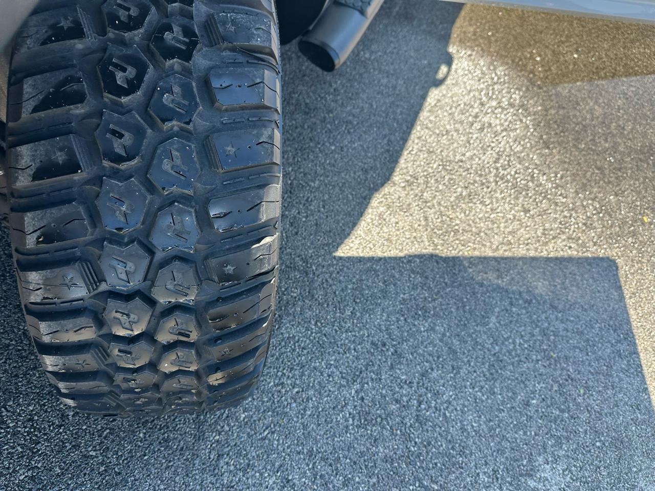 RAM 1500 Outdoorsman 4x4 Crew Cab 5'7" Box 2017