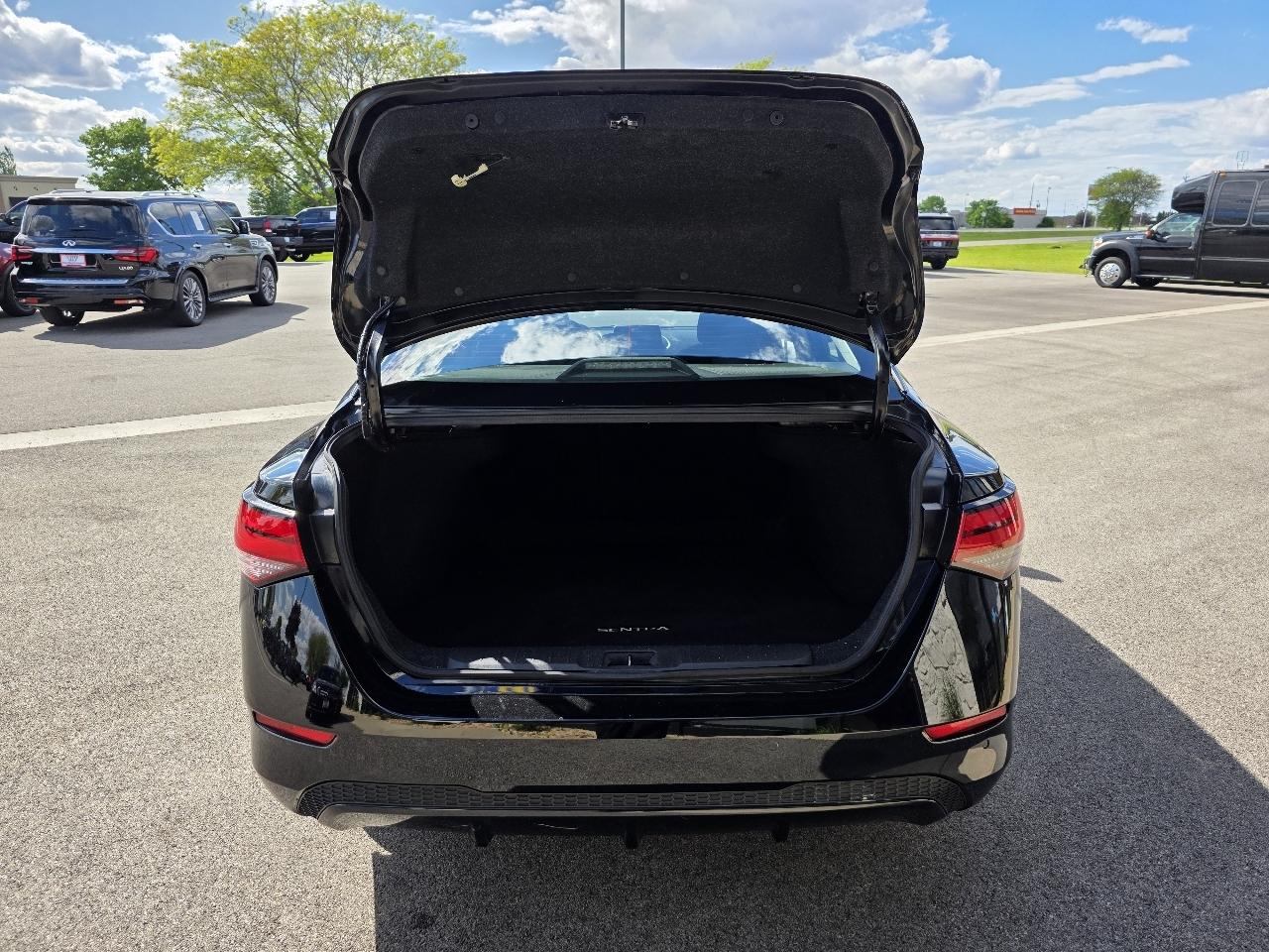 Nissan Sentra SV 2021