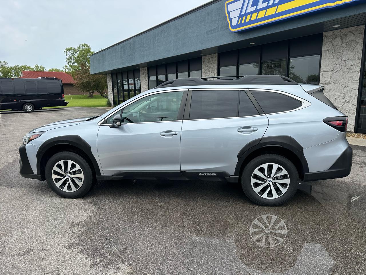 Subaru Outback Premium 2023