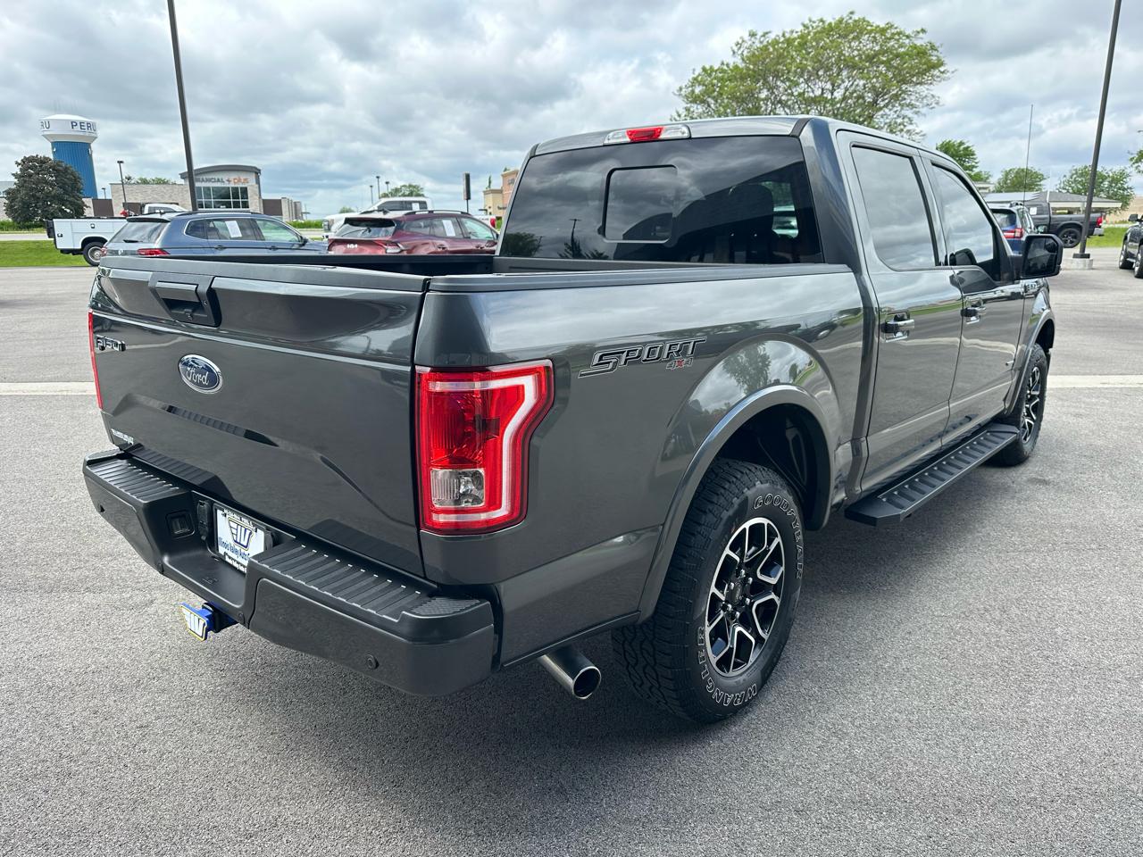 Ford F-150 XLT SuperCrew 4WD 2016