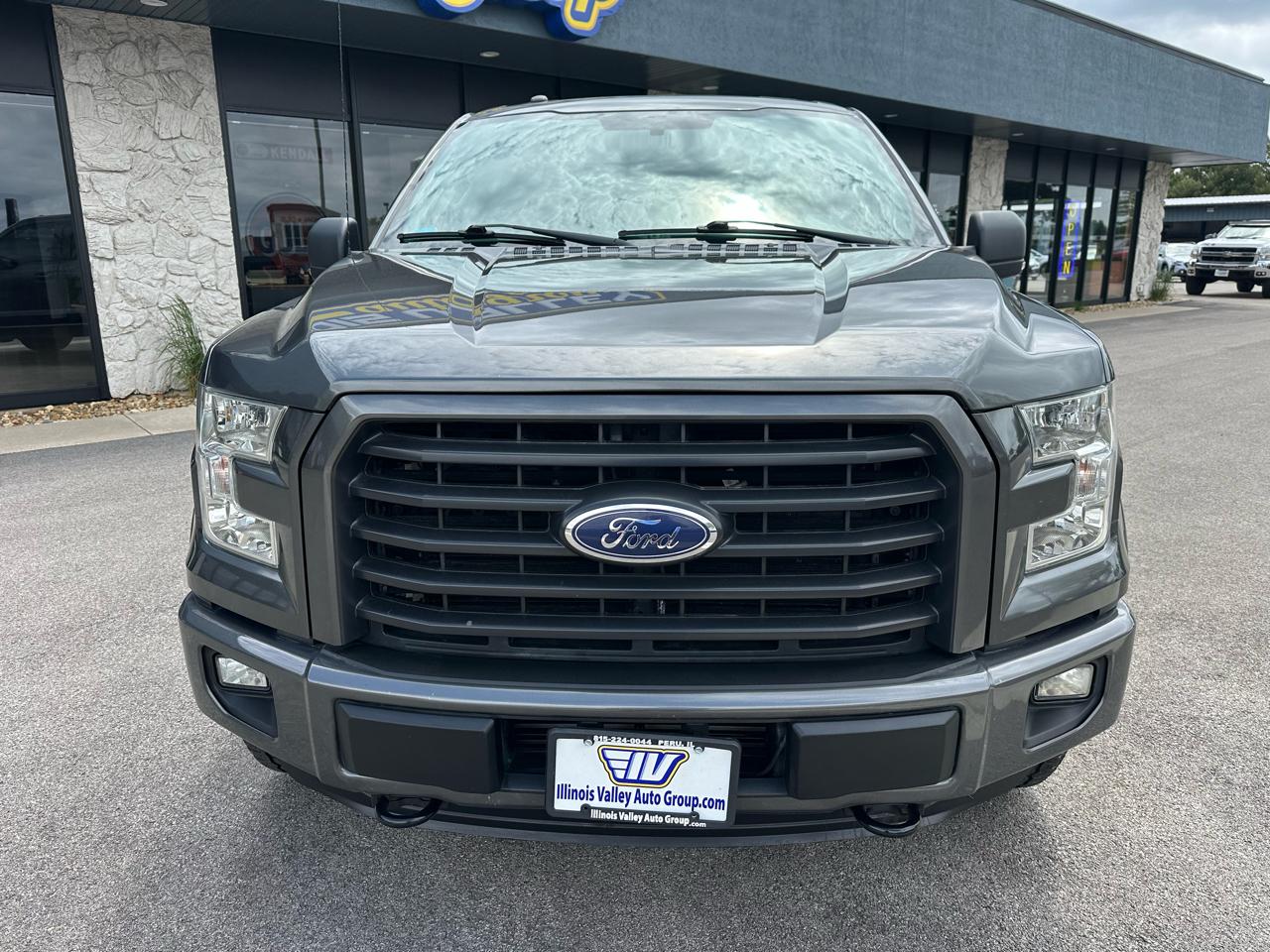 Ford F-150 XLT SuperCrew 4WD 2016