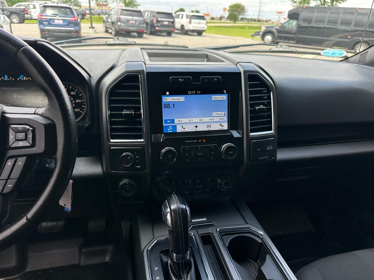 Ford F-150 XLT SuperCrew 4WD 2016