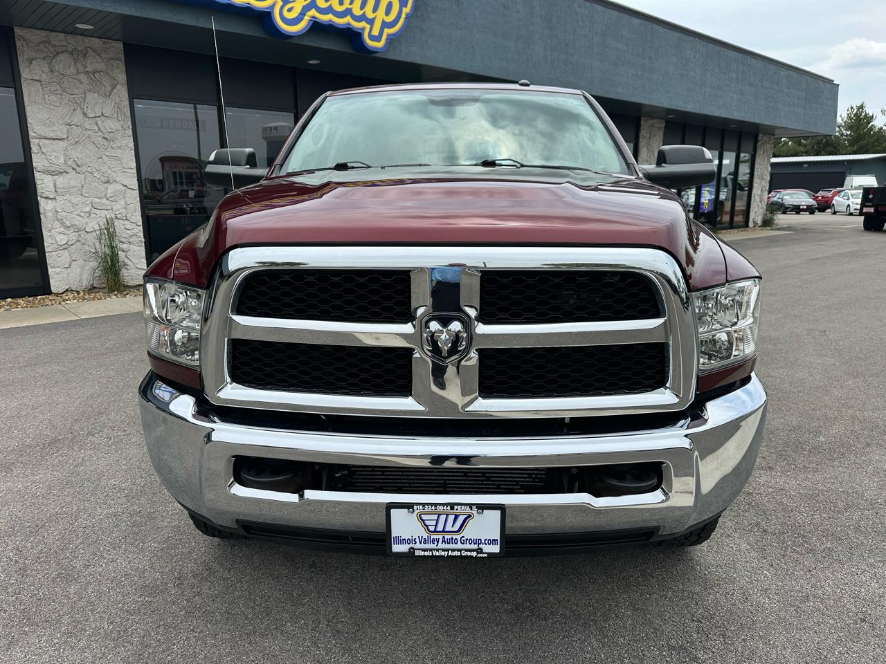 RAM 2500 Tradesman Crew Cab SWB 4WD 2016