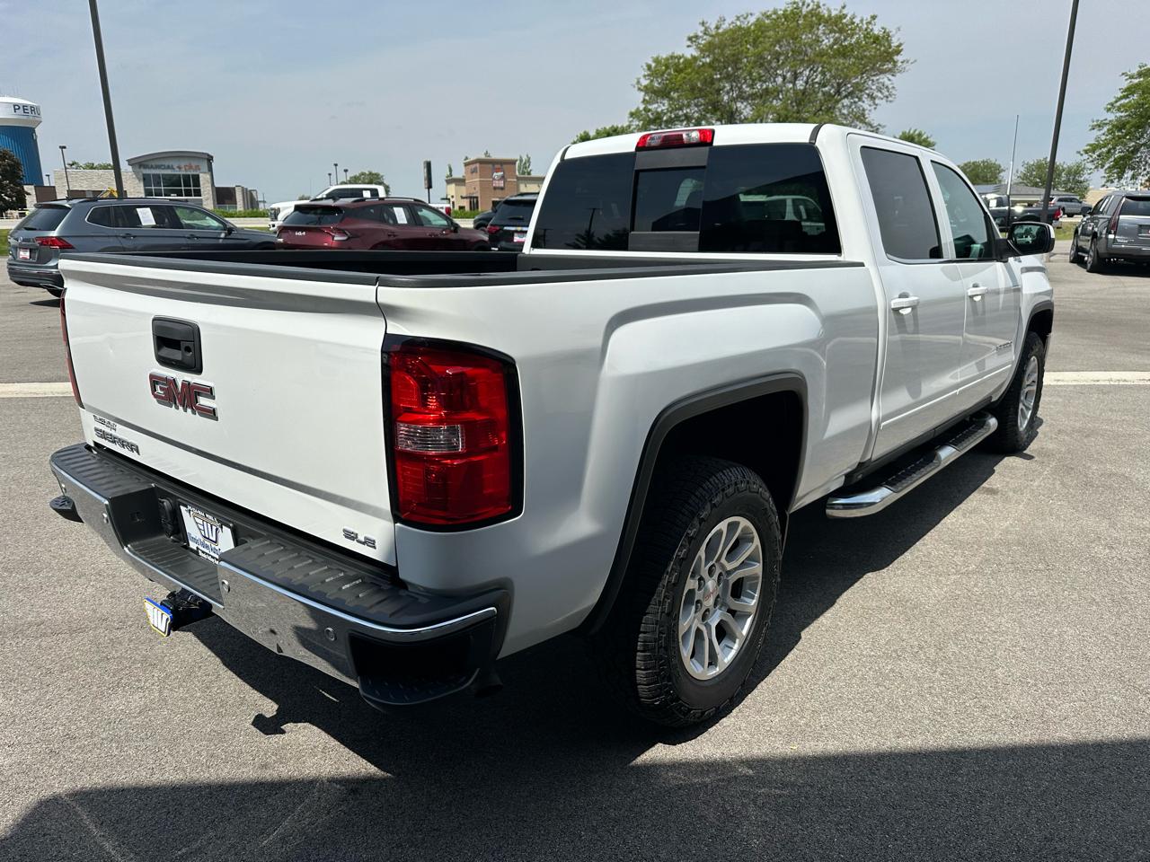 GMC Sierra 1500 SLE Crew Cab 4WD 2015