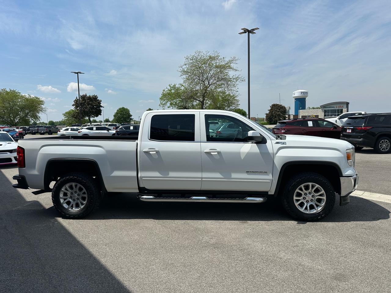 GMC Sierra 1500 SLE Crew Cab 4WD 2015