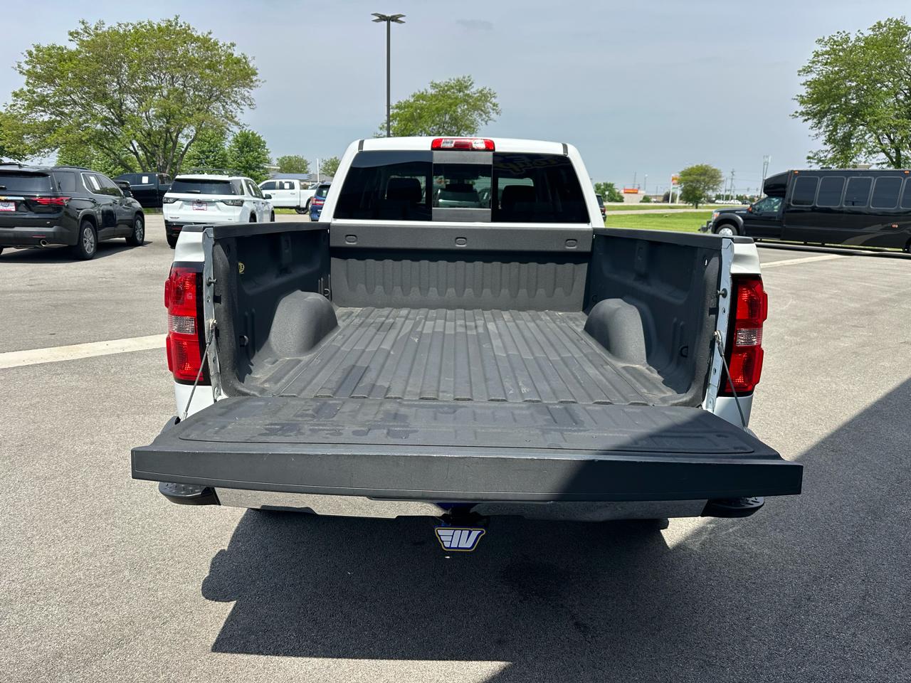 GMC Sierra 1500 SLE Crew Cab 4WD 2015