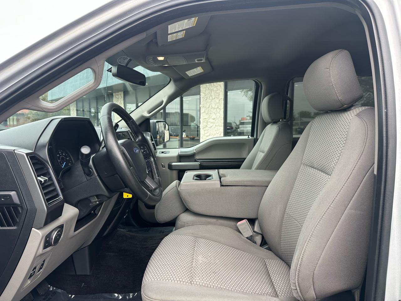 Ford F-150 XLT SuperCrew 4WD 2018
