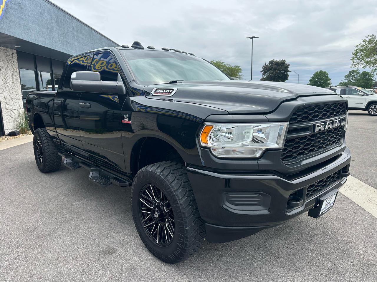RAM 2500 Tradesman Crew Cab 4WD 2019