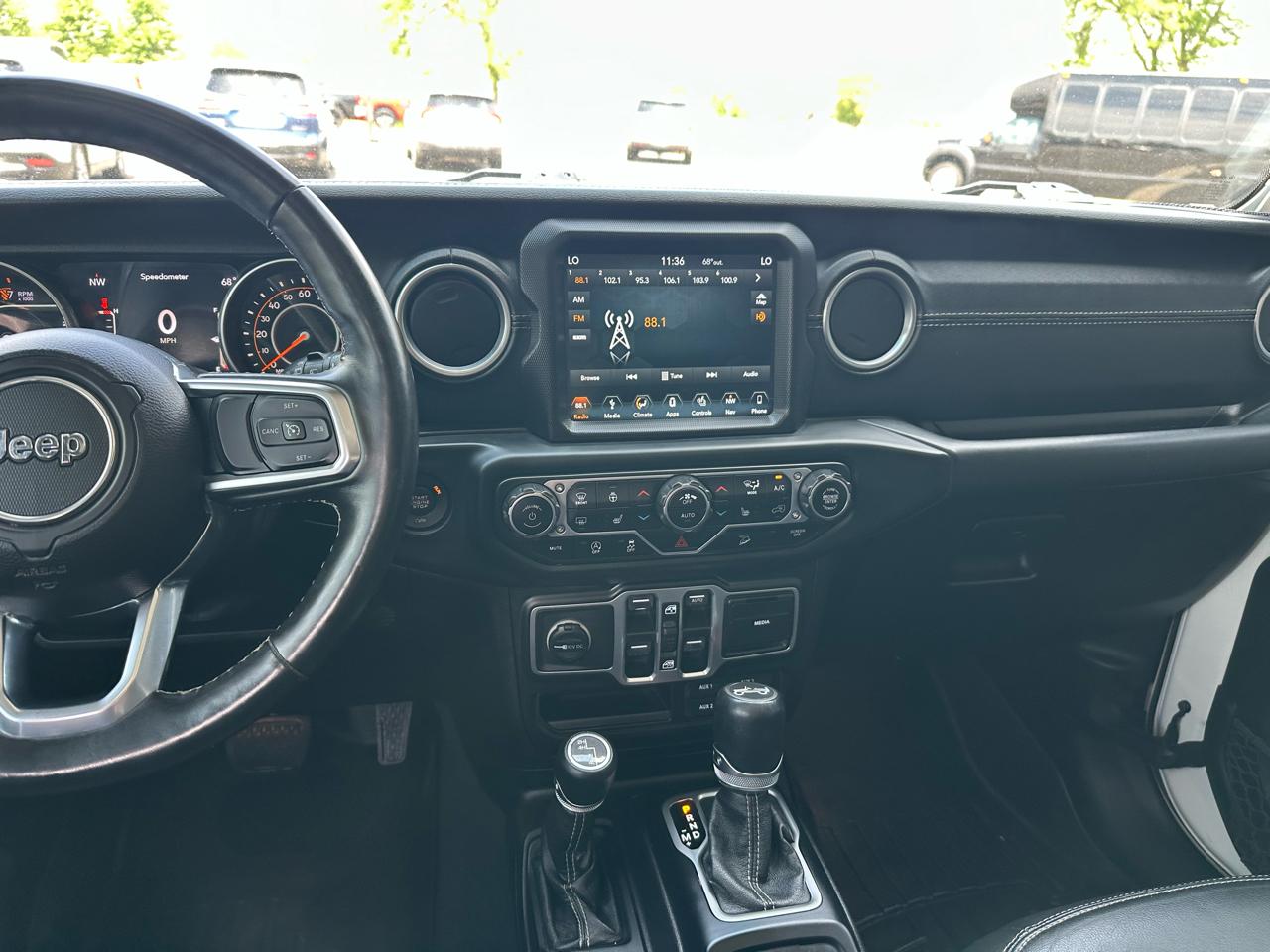 Jeep Wrangler Unlimited Sahara 2018