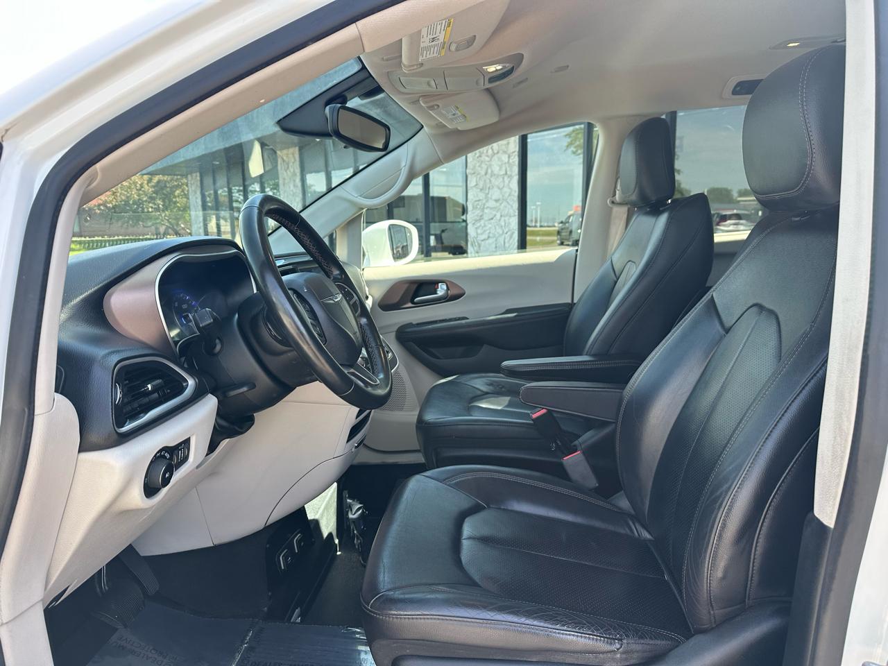 Chrysler Pacifica  2018
