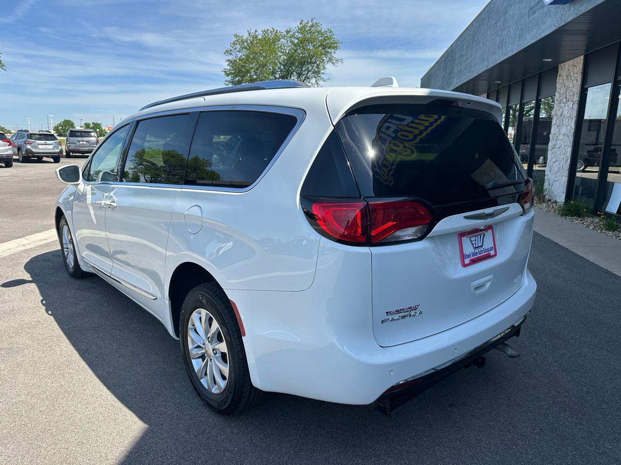Chrysler Pacifica  2018