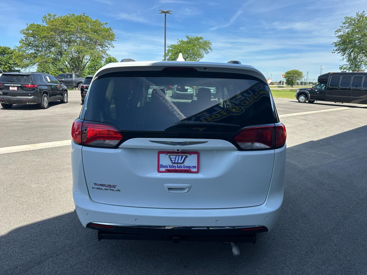 Chrysler Pacifica  2018