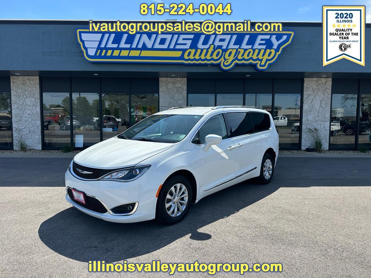 2018 Chrysler Pacifica Touring-L