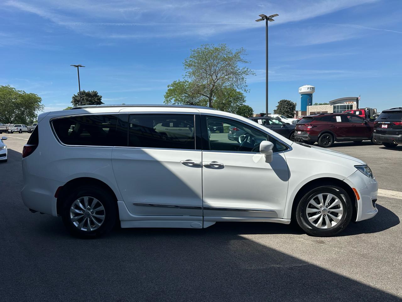 Chrysler Pacifica  2018