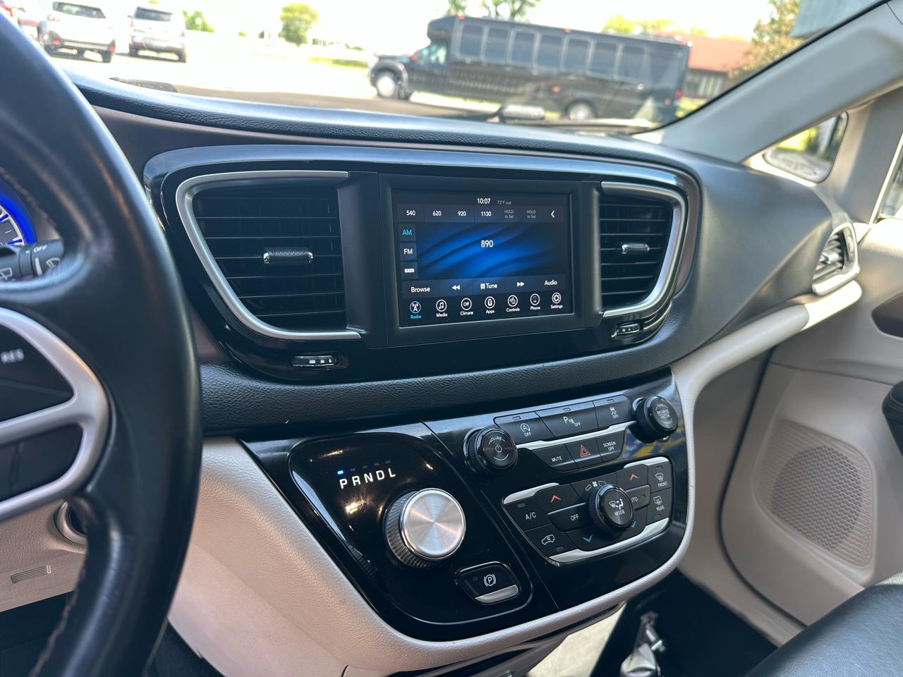 Chrysler Pacifica  2018