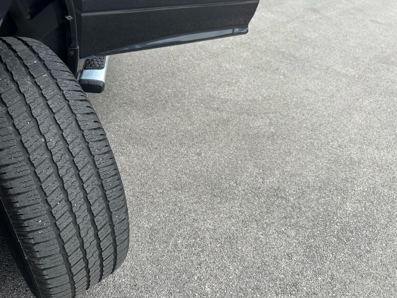 RAM 1500 Tradesman Quad Cab 4WD 2017