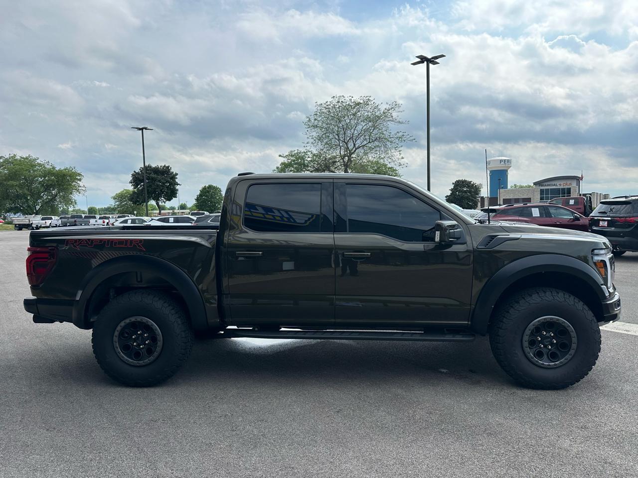 Ford F-150 Raptor SuperCrew 4WD 2026