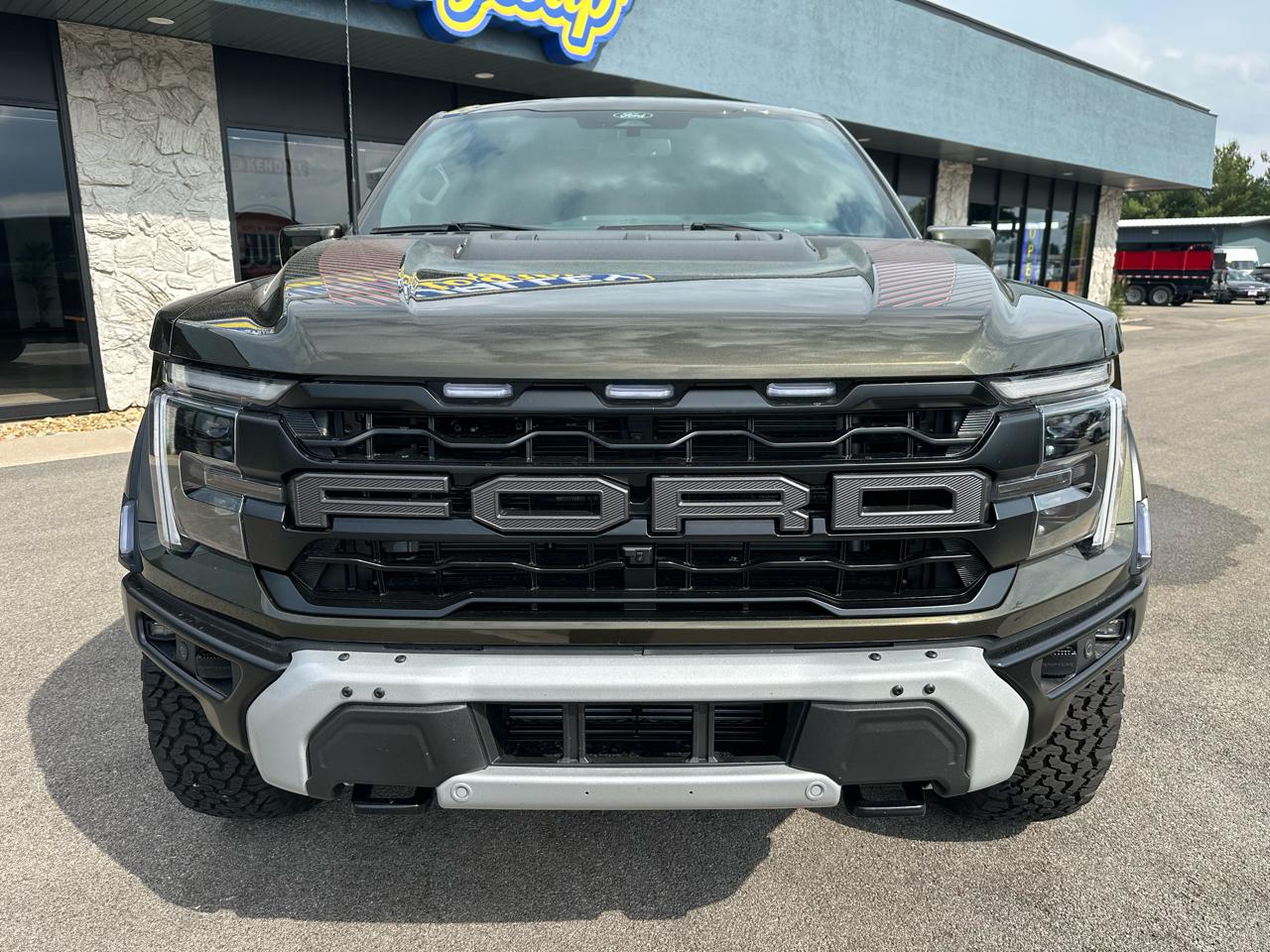 Ford F-150 Raptor SuperCrew 4WD 2026