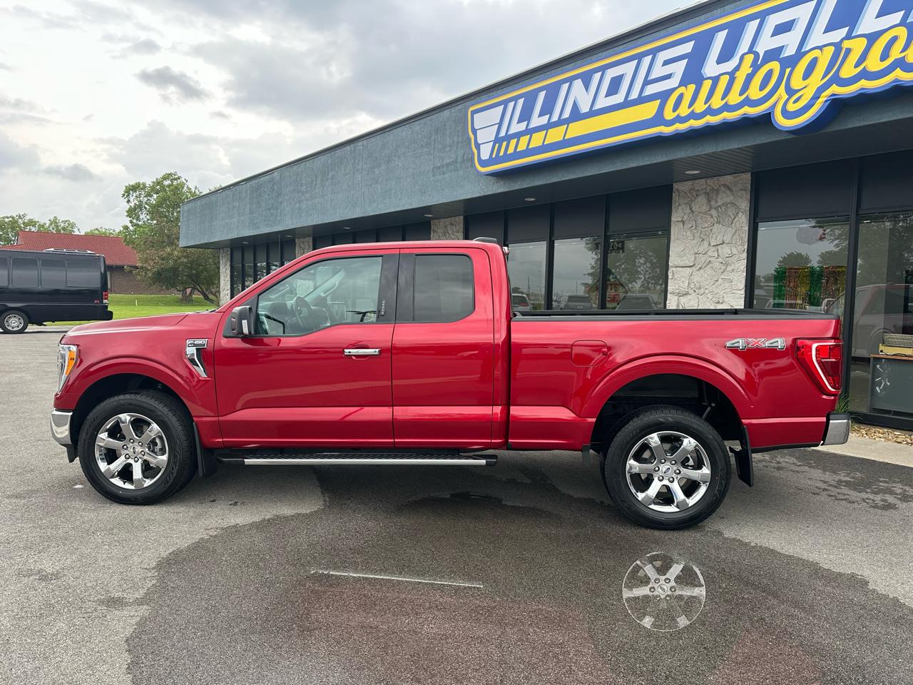 Ford F-150 XLT SuperCab 4WD 2022