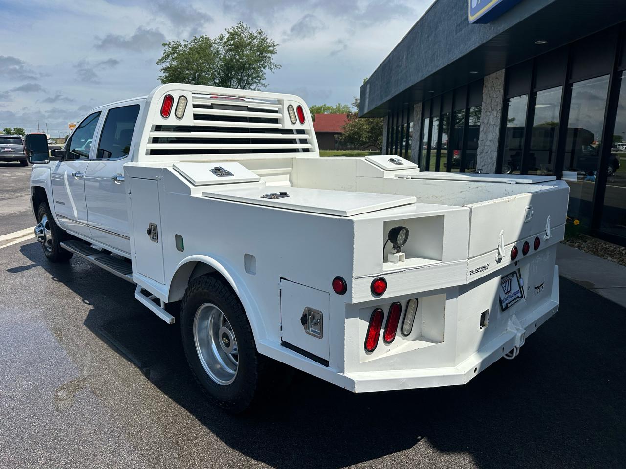Chevrolet Silverado 3500HD LTZ Crew Cab DRW 4WD 2016