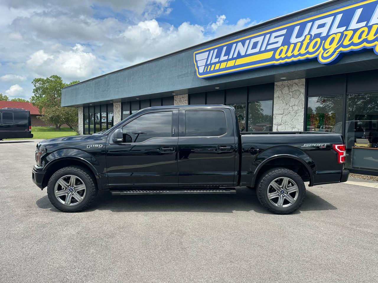Ford F-150 XLT SuperCrew 4WD 2018